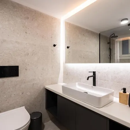 Unique 2 Bedrooms Apartment, Steps To Plaka And City Center Athens Exterior photo