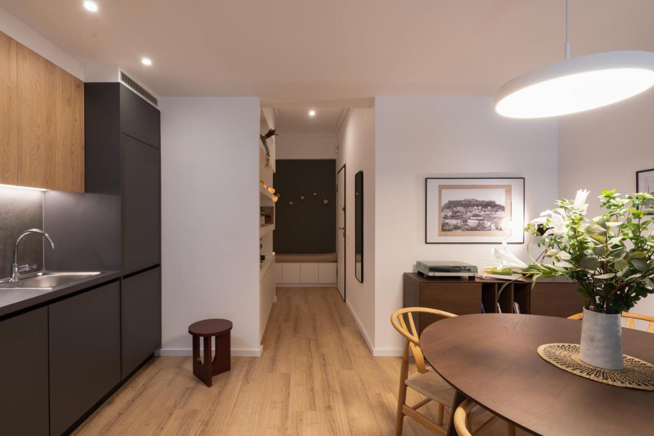 Unique 2 Bedrooms Apartment, Steps To Plaka And Center